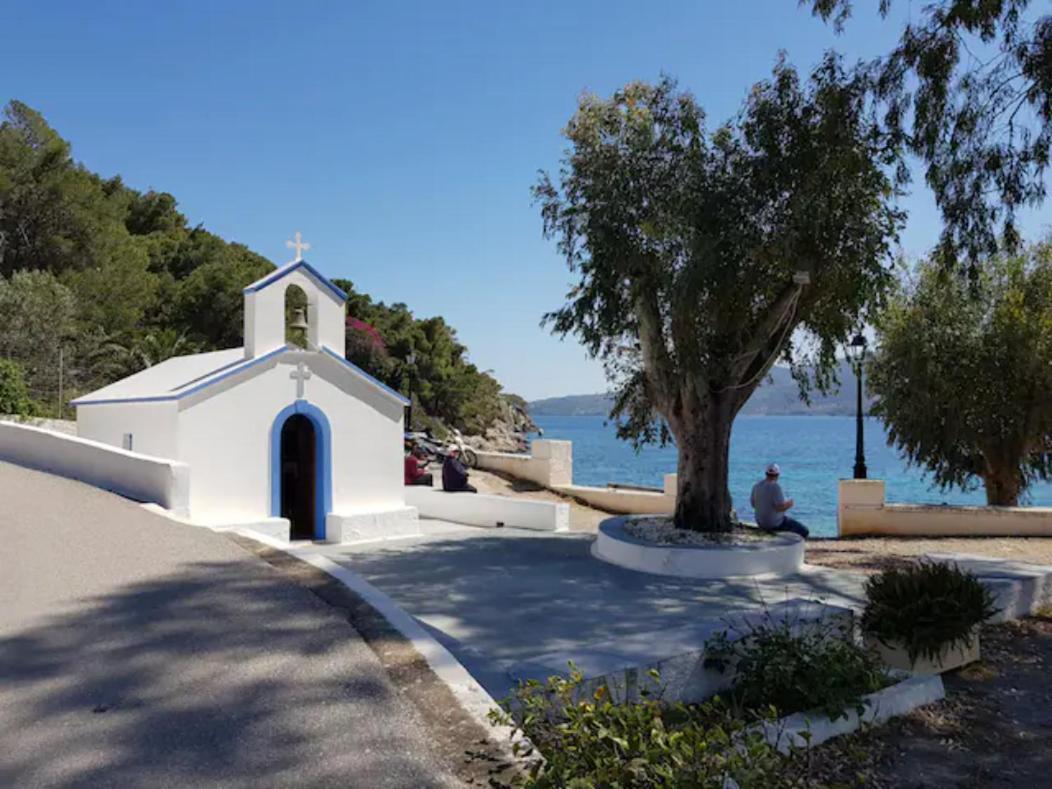 Rigos House At Askeli Beach, Poros Island Poros Town Екстериор снимка