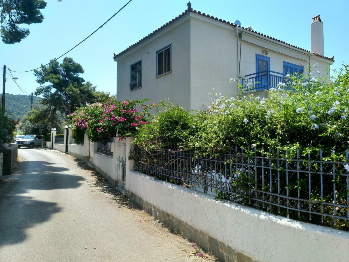 Rigos House At Askeli Beach, Poros Island Poros Town Екстериор снимка